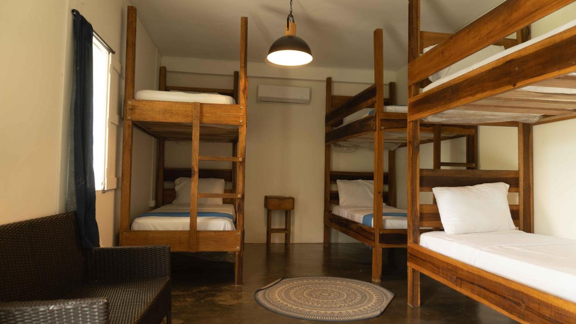 La Veranda Hotel & Restaurant Минка Екстериор снимка