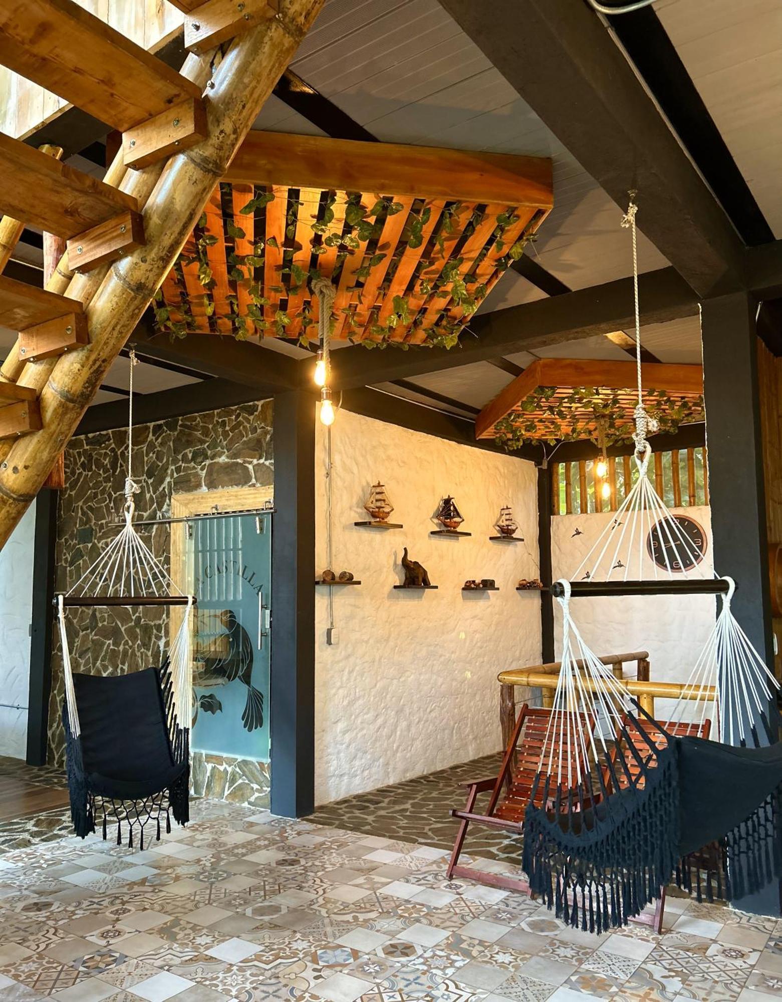 La Veranda Hotel & Restaurant Минка Екстериор снимка