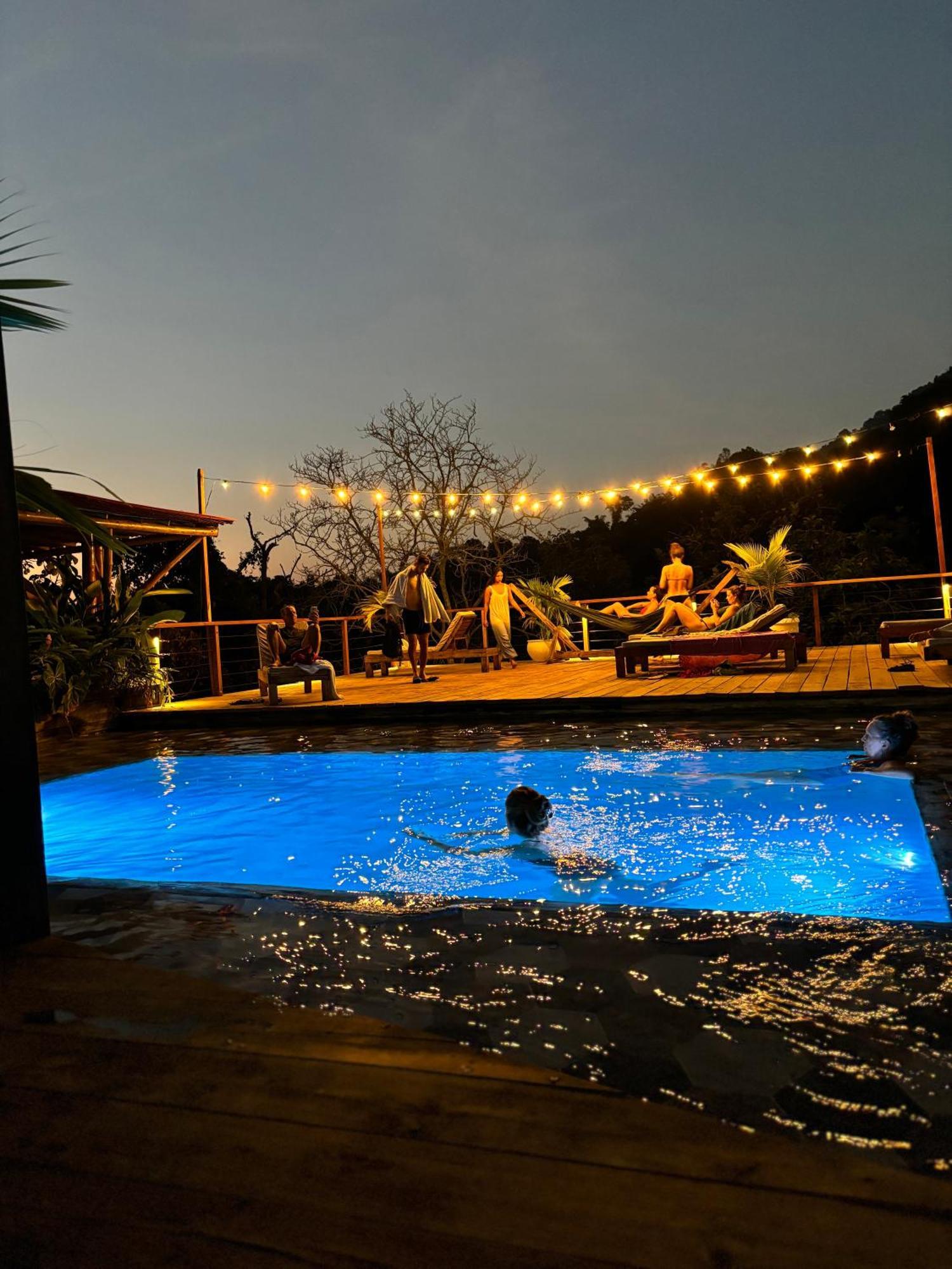 La Veranda Hotel & Restaurant Минка Екстериор снимка